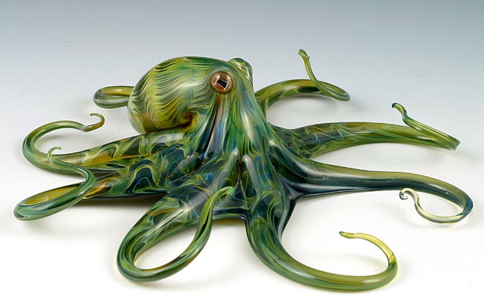 Hand-Blown Glass Creatures Come Alive In Elegant Sculptures By Scott Bisson
