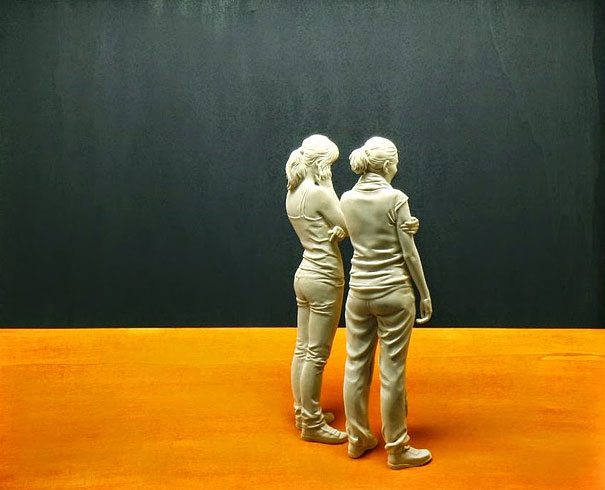 life-like-realistic-wooden-sculptures-peter-demetz-12 life-like-realistic-wooden-sculptures-peter-demetz-12