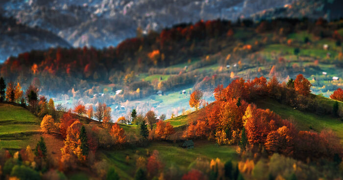 I Wake Up At 5AM To Hike The Transylvanian Mountains And Photograph Stunning Landscapes