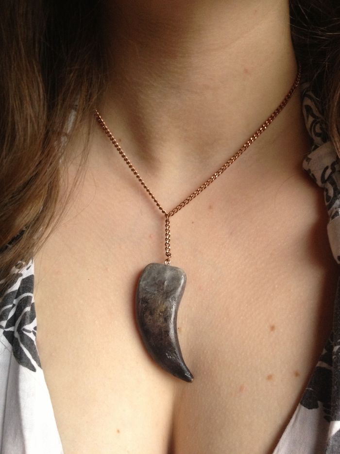 Khaleesi Dragon Claw Pendant