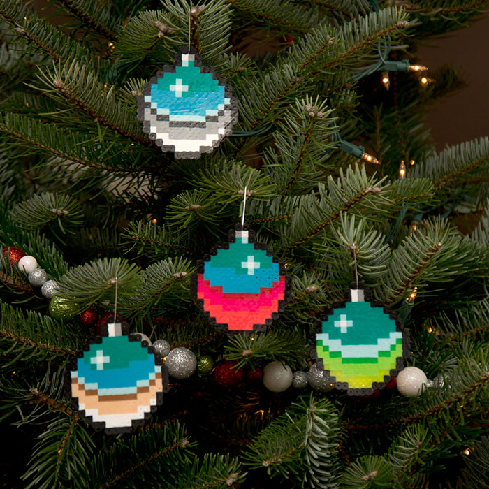 I Create Pixelated Christmas Ornaments For Your Retro Christmas Tree