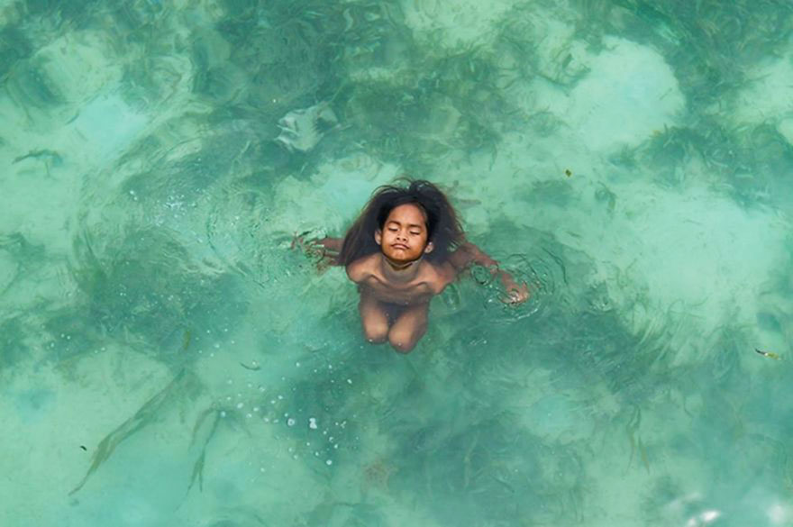 sea-tribe-gipsies-the-bajaus-rehan-borneo-15 sea-tribe-gipsies-the-bajaus-rehan-borneo-15