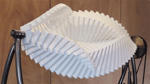 skeleton-like-machine-bussola-jennifer-townley-1