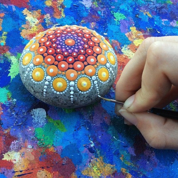 stone-art-mandala-elspeth-mclean-canada-7