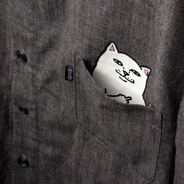 t-shirt-cat-showing-middle-finger-ripndip-3