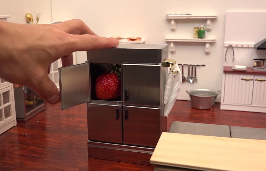 tiny-cakes-toy-kitchen-miniature-space-4 tiny-cakes-toy-kitchen-miniature-space-4