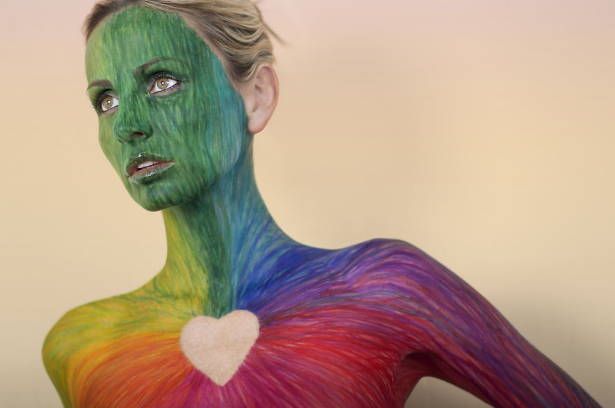 10 Meticulous Sharpie Drawings On A Human Canvas 10 Meticulous Sharpie Drawings On A Human Canvas