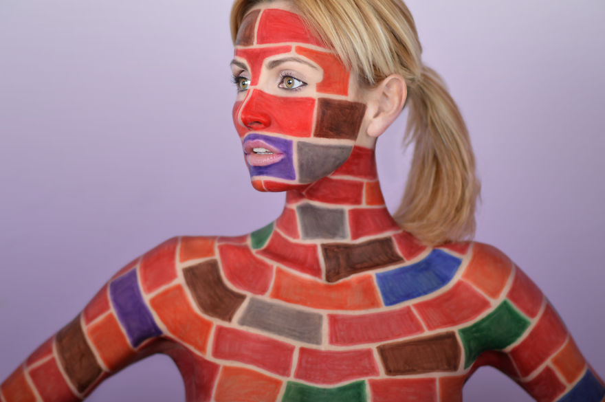 10 Meticulous Sharpie Drawings On A Human Canvas 10 Meticulous Sharpie Drawings On A Human Canvas