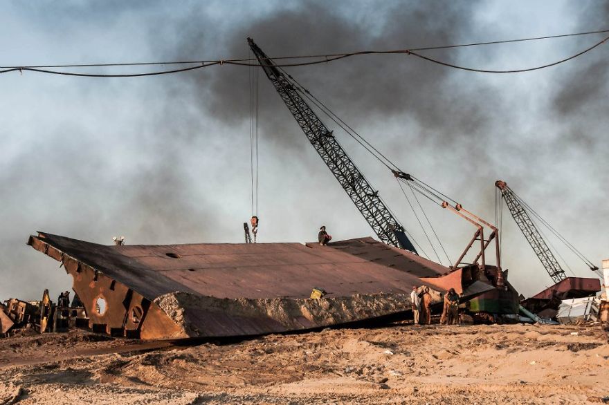 I Went To Pakistan To Photograph A Ship Breaking Yard.