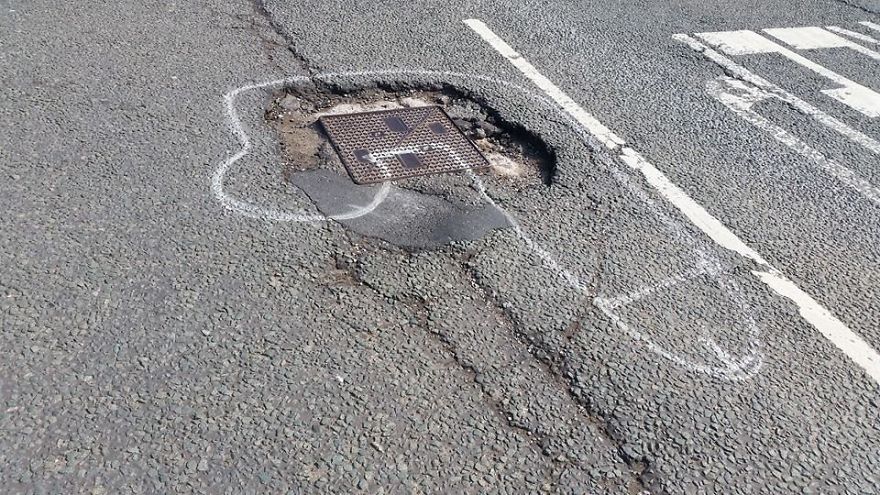 Anonymous Artist 'Wanksy' Draws Penises On UK Potholes To Make Government Fix Them Anonymous Artist 'Wanksy' Draws Penises On UK Potholes To Make Government Fix Them
