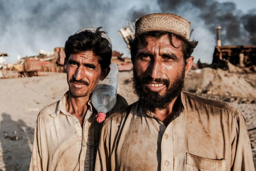 I Went To Pakistan To Photograph A Ship Breaking Yard. I Went To Pakistan To Photograph A Ship Breaking Yard.