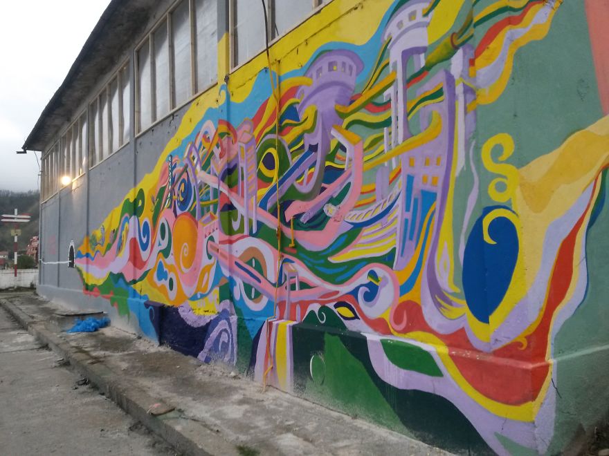 Popadou Centre, Petrila, Romania