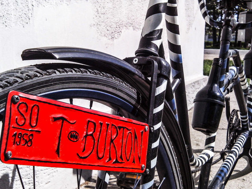 Our DIY Tim Burton Tandem Bicycle Inspired By His Movies Our DIY Tim Burton Tandem Bicycle Inspired By His Movies