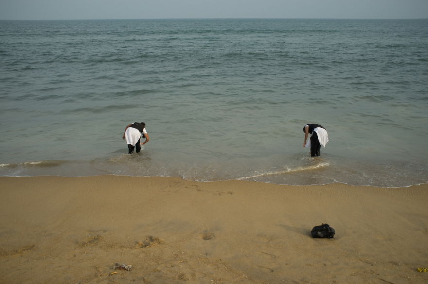 Same Same But Different: I Find 'Copy-Pasted' Objects And People In Asia