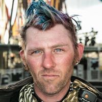 552ee9f613492 avatar