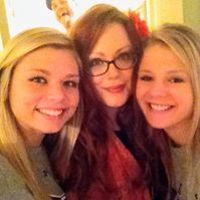 nikipaolucci8 avatar