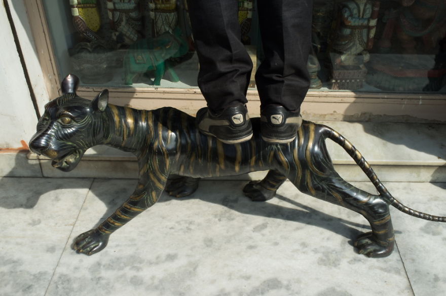 Same Same But Different: I Find 'Copy-Pasted' Objects And People In Asia