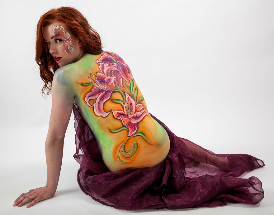Canvas Of Cancer: Body Paint Book Of Cancer Survivors Canvas Of Cancer: Body Paint Book Of Cancer Survivors