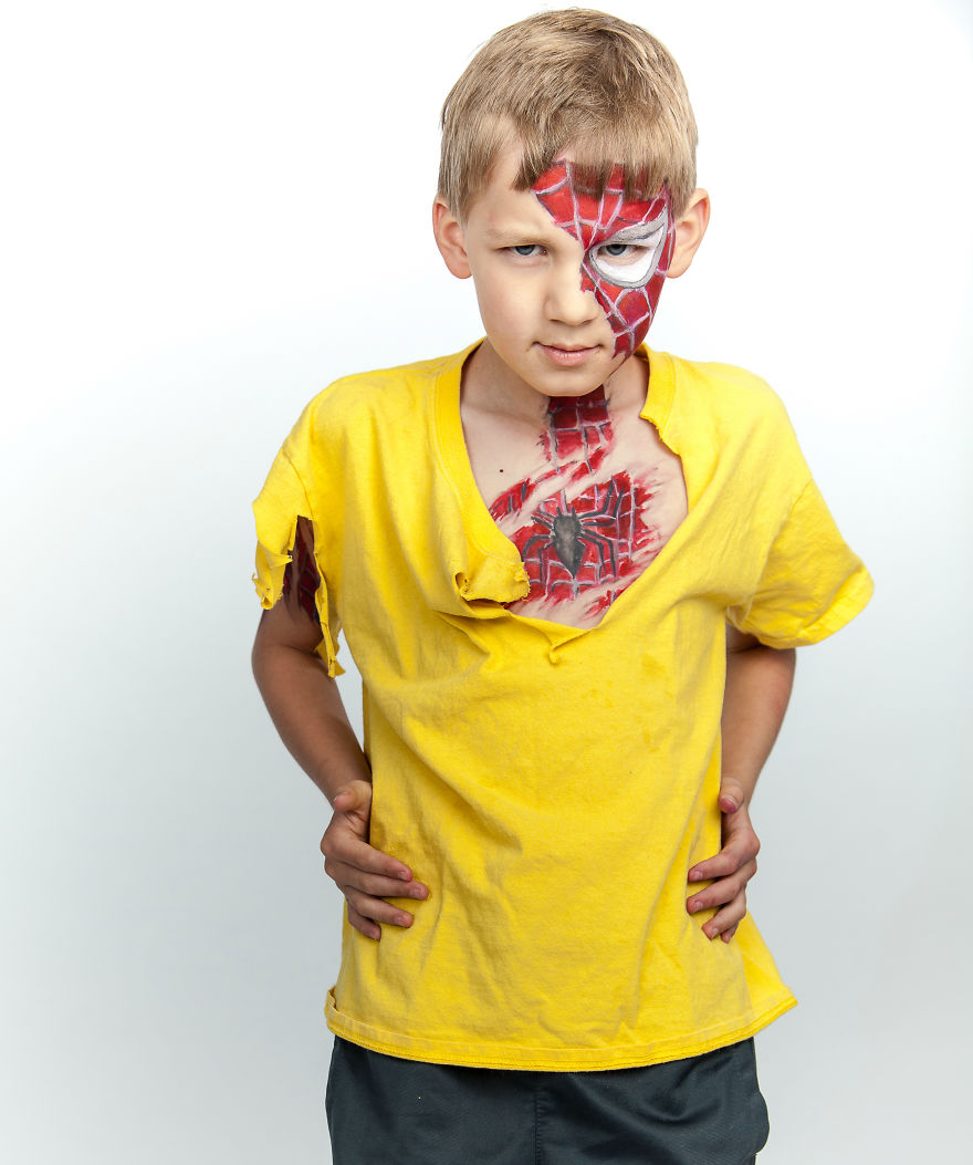 Canvas Of Cancer: Body Paint Book Of Cancer Survivors