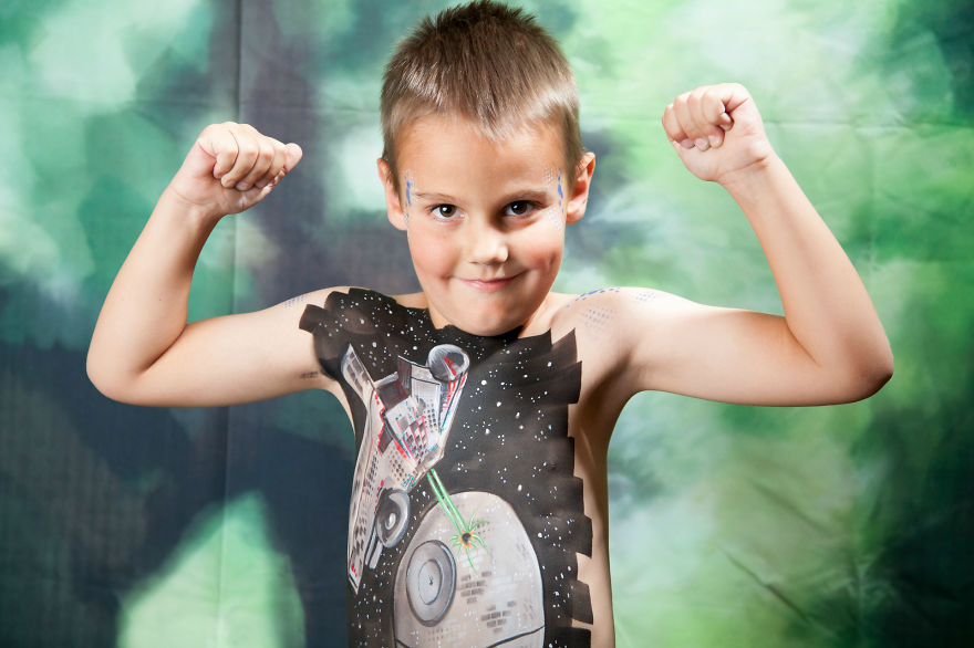 Canvas Of Cancer: Body Paint Book Of Cancer Survivors