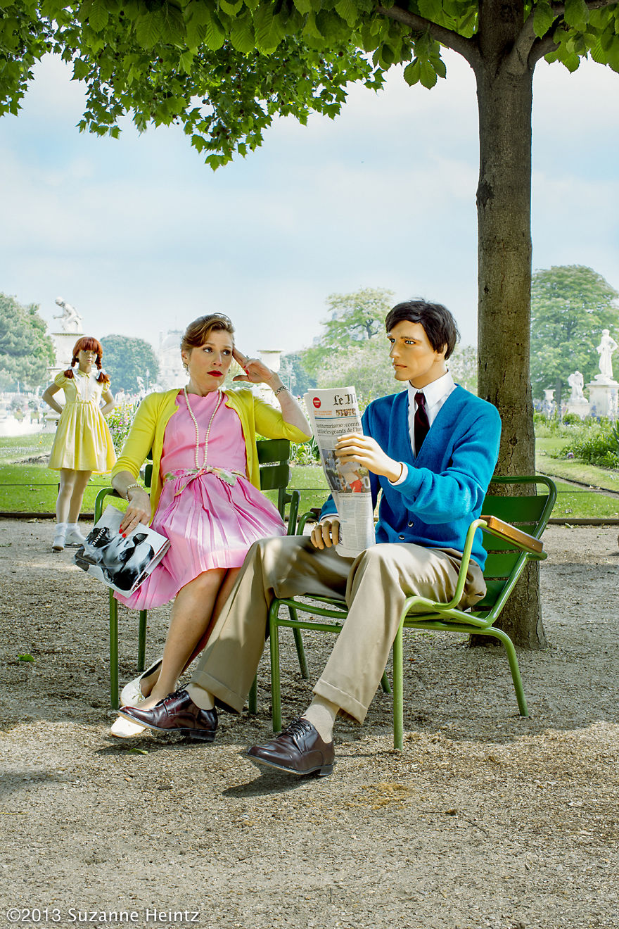 Unwed Woman Takes Photos With Mannequin Family Over 14 Years Unwed Woman Takes Photos With Mannequin Family Over 14 Years