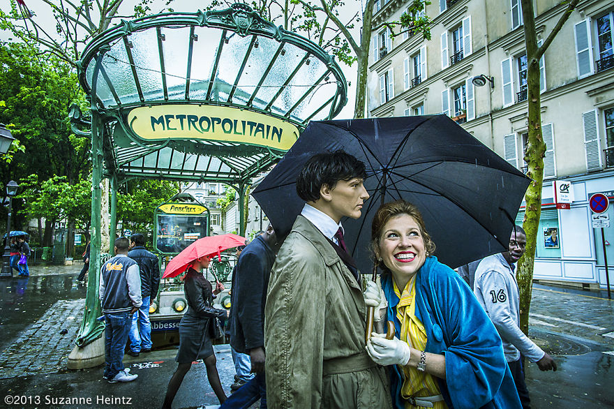 Unwed Woman Takes Photos With Mannequin Family Over 14 Years Unwed Woman Takes Photos With Mannequin Family Over 14 Years