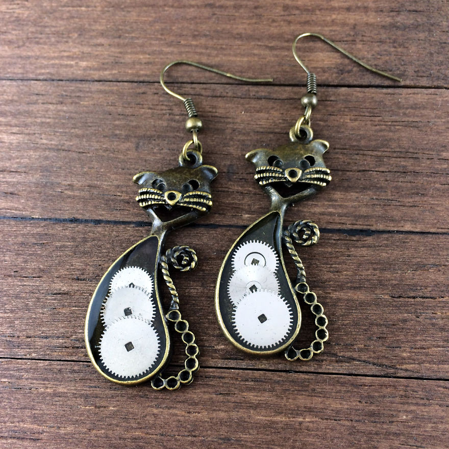 Steampunk Jewelry Made From Old Watch Parts By Lithuanian Artist