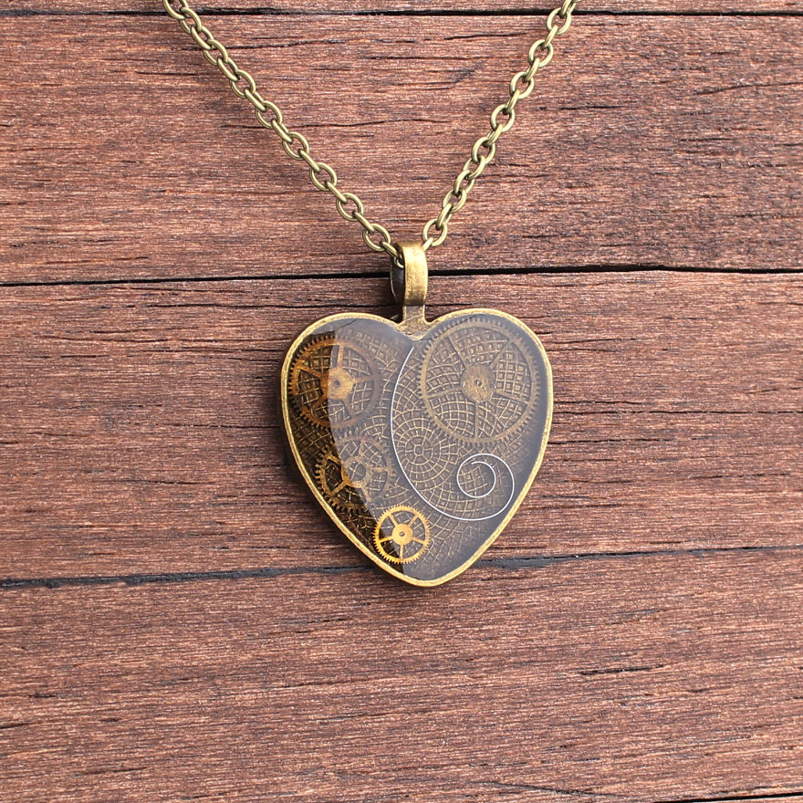 Steampunk Jewelry Made From Old Watch Parts By Lithuanian Artist Steampunk Jewelry Made From Old Watch Parts By Lithuanian Artist