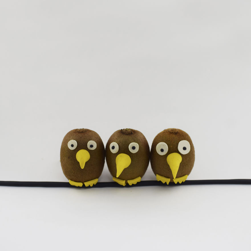 Spanish Artist Plays With Fruit To Make Funny Pictures
