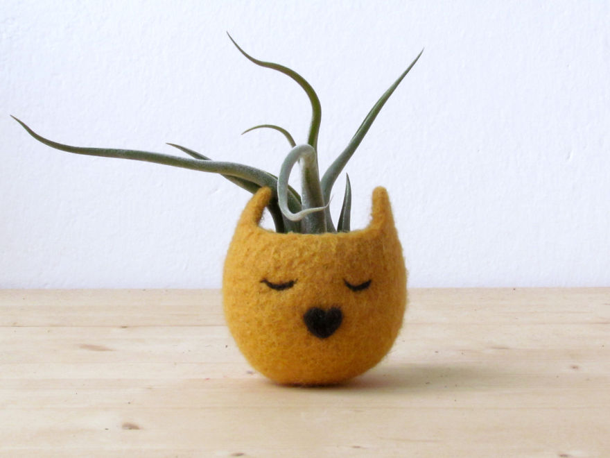Animalplanters Turn Your Flower Pots Into Cute Animals Animalplanters Turn Your Flower Pots Into Cute Animals