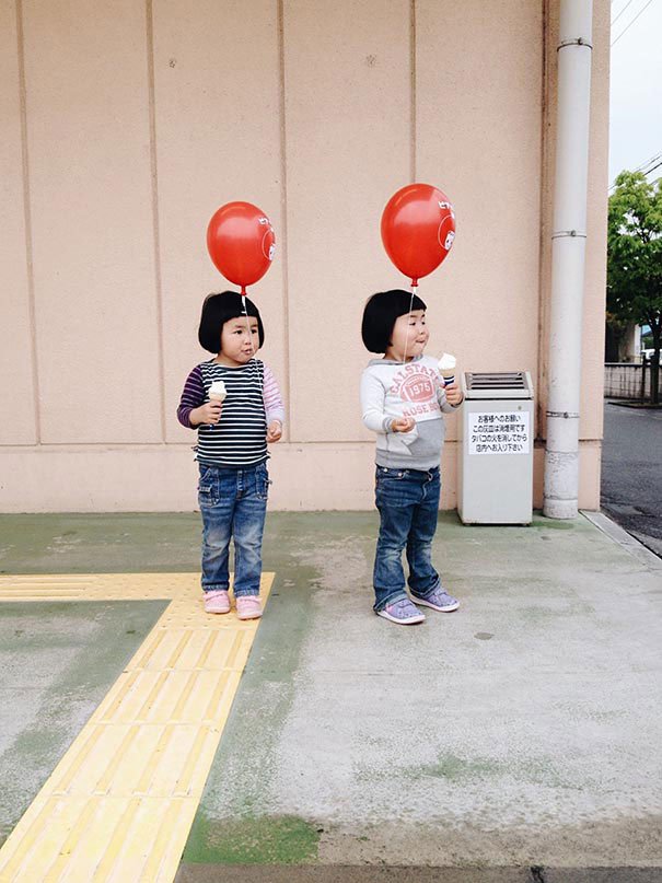 childhood-twin-sisters-family-pictures-sunmoooon-akira-oozawa-15