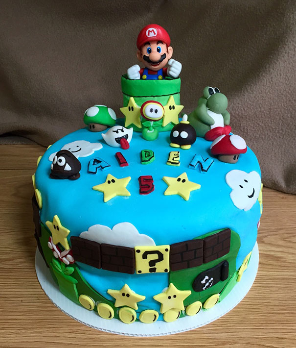 Super Mario Cake