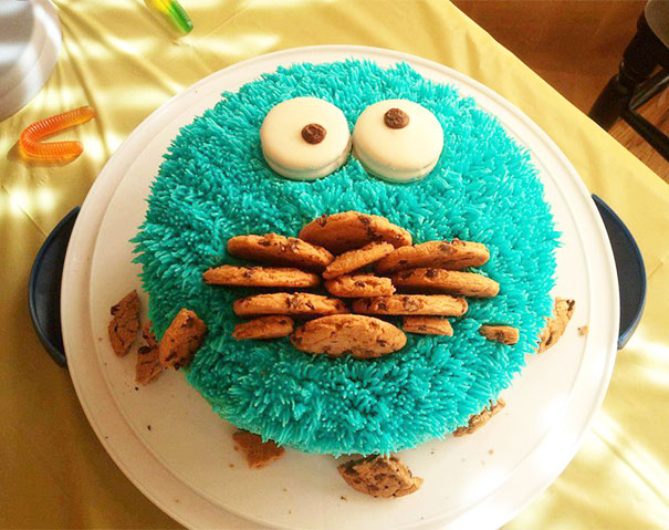 Cookie Monster Cake