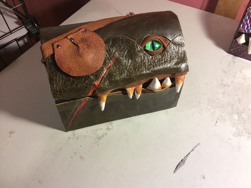 fantasy-monster-boxes-leather-fine-line-workshop-mellie-z-17 fantasy-monster-boxes-leather-fine-line-workshop-mellie-z-17