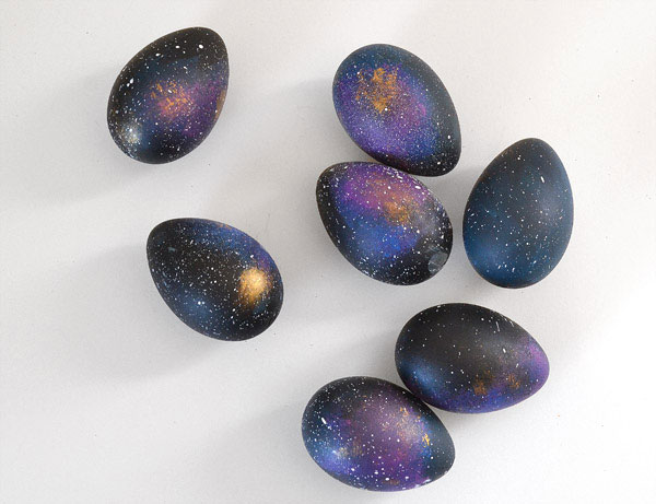 how-to-make-galaxy-easter-eggs-dreamalittlebigger-3