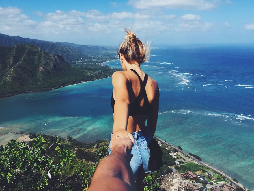photographer-model-surfer-couple-travels-world-jay-alvarrez-alexis-ren-01 photographer-model-surfer-couple-travels-world-jay-alvarrez-alexis-ren-01