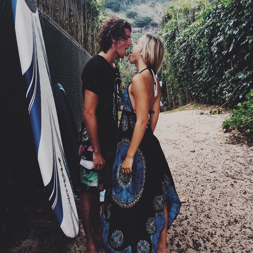 photographer-model-surfer-couple-travels-world-jay-alvarrez-alexis-ren-19 photographer-model-surfer-couple-travels-world-jay-alvarrez-alexis-ren-19
