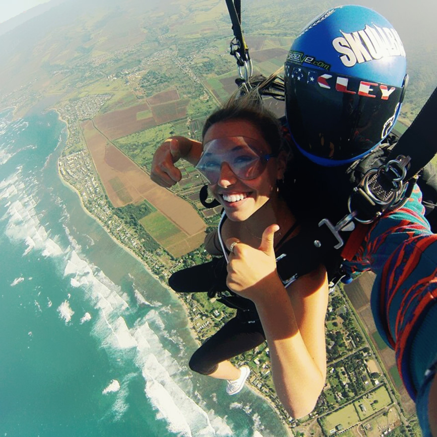 photographer-model-surfer-couple-travels-world-jay-alvarrez-alexis-ren-20 photographer-model-surfer-couple-travels-world-jay-alvarrez-alexis-ren-20