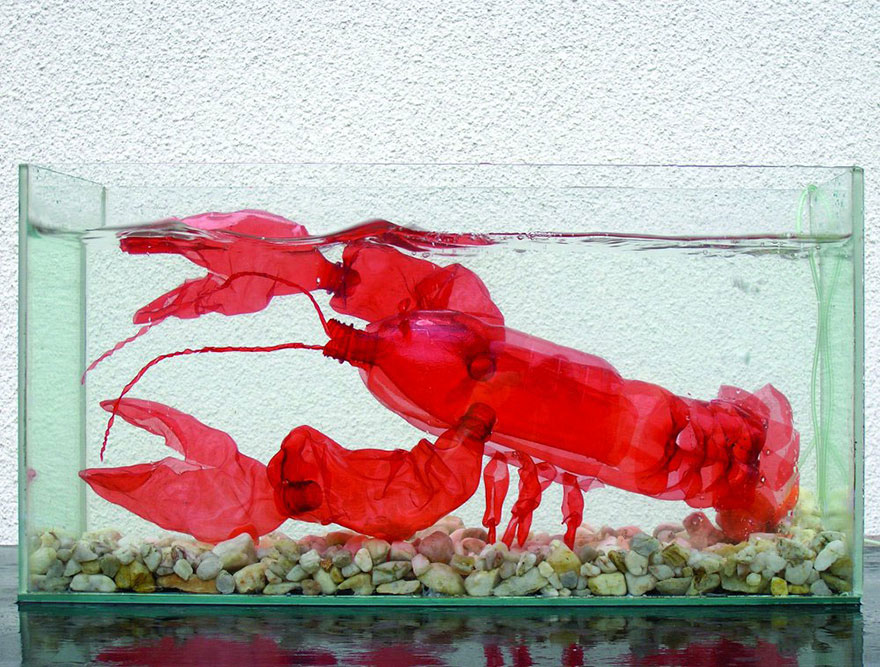 plastic-bottle-sculpture-recycle-art-veronika-richterova-4 plastic-bottle-sculpture-recycle-art-veronika-richterova-4