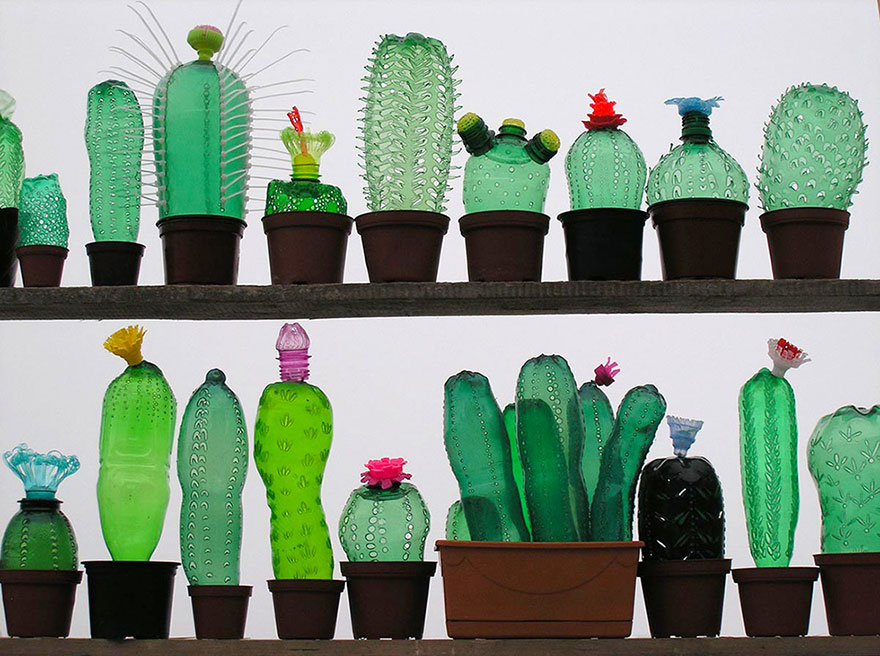 plastic-bottle-sculpture-recycle-art-veronika-richterova-9 plastic-bottle-sculpture-recycle-art-veronika-richterova-9
