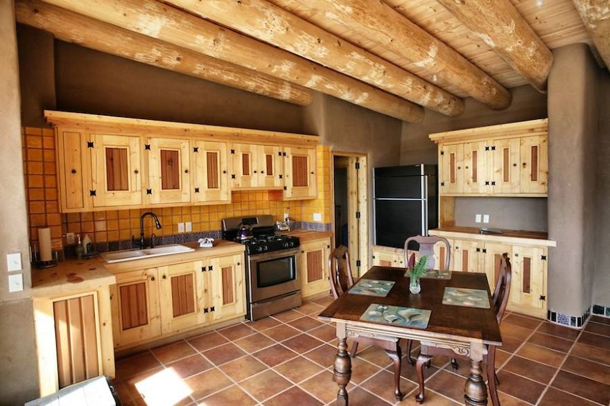 40 Bloody Good Reasons You Need To Build An Earthship