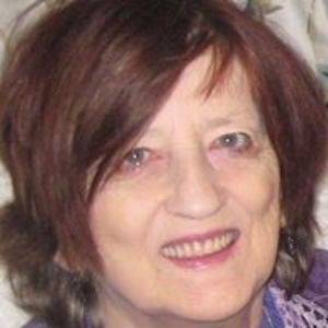 antheaholland avatar