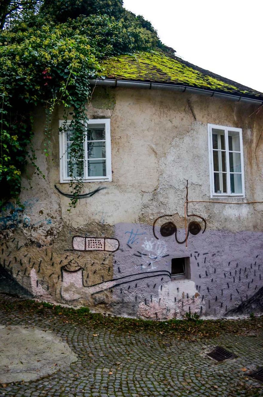 A Photographer Who Clicked 2500 Pictures Of Windows And Doors Of Europe Across 13 Cities