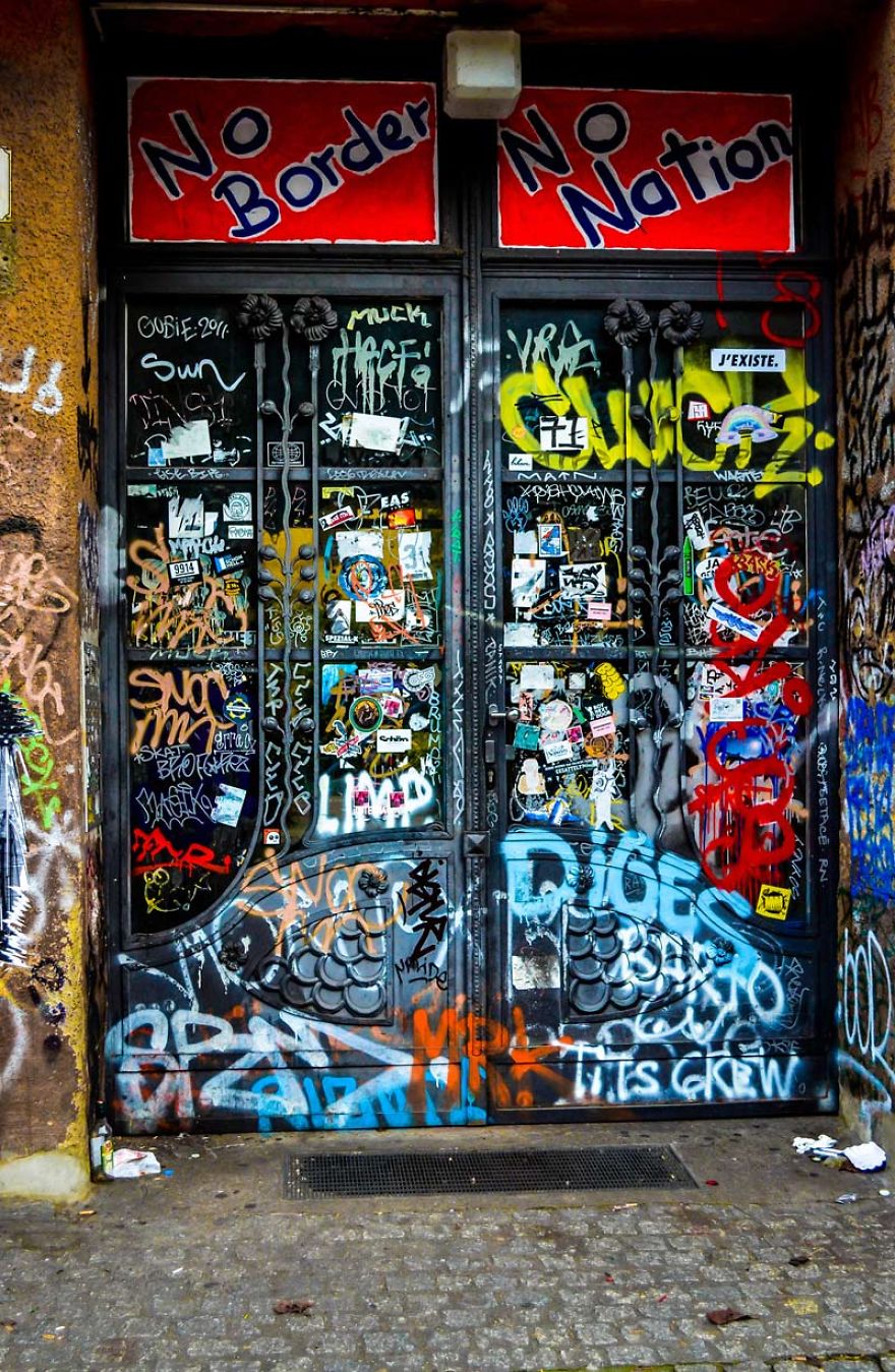 A Photographer Who Clicked 2500 Pictures Of Windows And Doors Of Europe Across 13 Cities