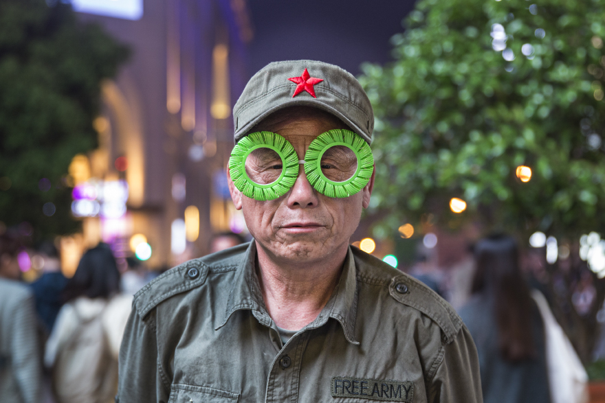 Iranian Artist Takes Bizarre Eyeware Into The Streets Of Shanghai Iranian Artist Takes Bizarre Eyeware Into The Streets Of Shanghai