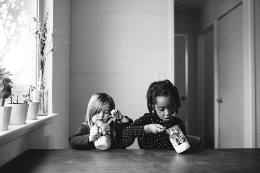 Barely Different: I Capture The Bond Between My Two Daughters