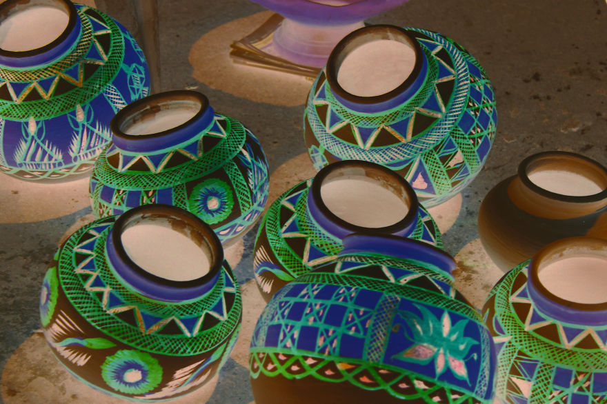 I Photographed Monuments And People Then Turned Them Into Color Negatives They Looked Beautiful