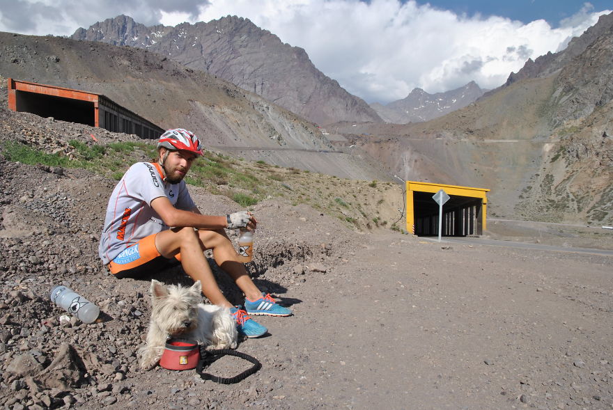 I'm Cycling 26,000 Km Around The World With My Blind Dog Tulku I'm Cycling 26,000 Km Around The World With My Blind Dog Tulku