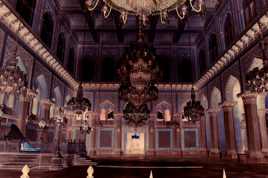 I Photographed Monuments And People Then Turned Them Into Color Negatives They Looked Beautiful