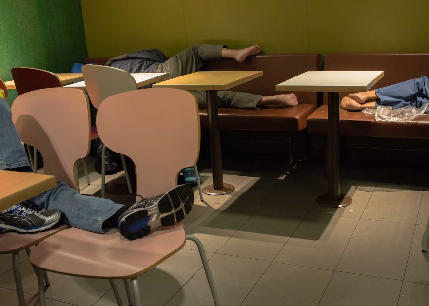 Hong Kong's Mcdonalds Becomes A Home For The Homeless At Night